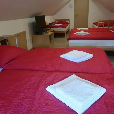 Jelovca - In The Attic