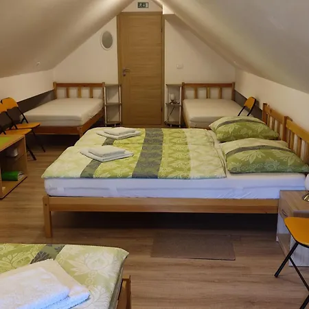 Jelovca - In The Attic