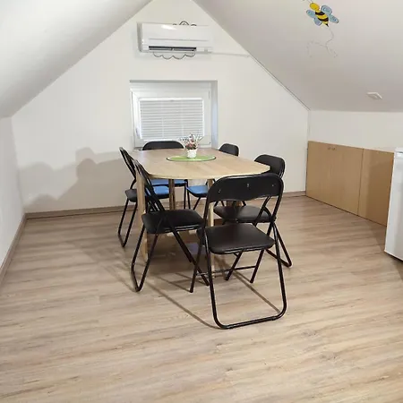 Appartement Jelovca - In The Attic *