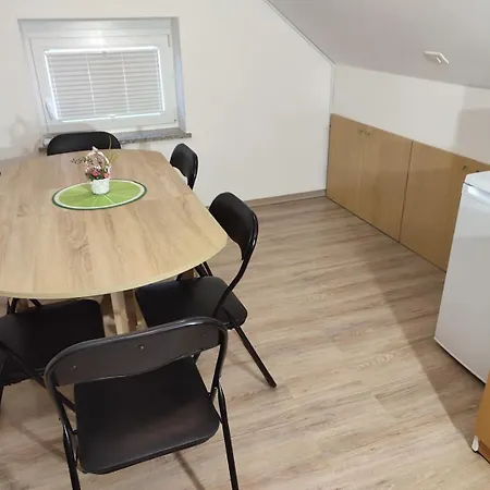 Jelovca - In The Attic Lejlighed